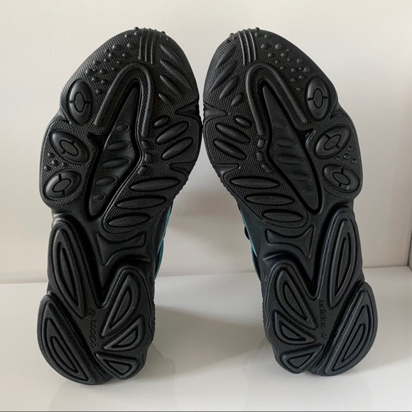Adidas OZWEEGO Sneakers - Picture 7 of 8